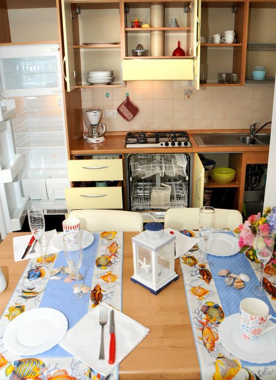 Residence Corallo Каорле Екстер'єр фото